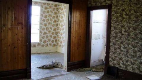 Fractured - Abandoned-at-Sunset6.jpg