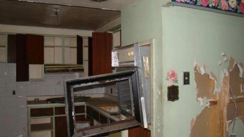 Gobble Gobble - Poor-Little-House,-Leslie-St.24.jpg