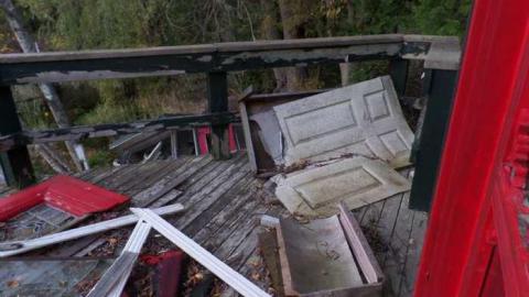 No Service - Green-Hill-Side102.jpg