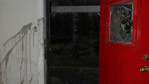 No Service - Green-Hill-Side116.jpg