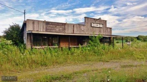 Aug 2013 Visit - Oshweken-Gas-Station40.jpg