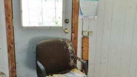 Aug 2013 Visit - Oshweken-Gas-Station42.jpg