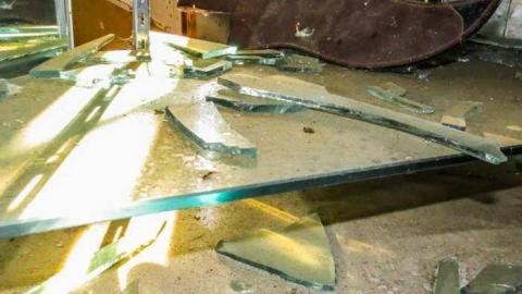 Aug 2013 Visit X 2 - Oshweken-Gas-Station55.jpg