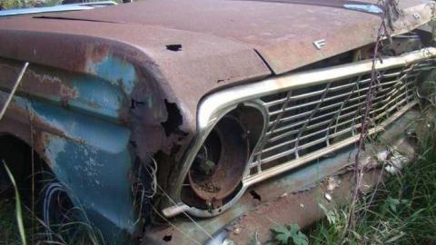 Graveyard - DSC01479.jpg