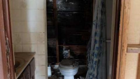 May2013 - Cemetery-house3.jpg