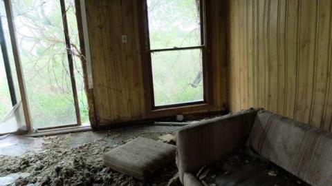 May2013 - Cemetery-house44.jpg