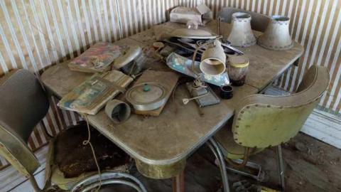 Aug2013 - Mother-Marys-Messy-Mansion31.jpg