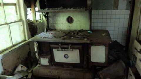 Aug2013 - Mother-Marys-Messy-Mansion32.jpg