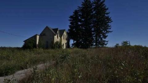 Sept. 2013 - Dunwich-Farmhouse105.jpg