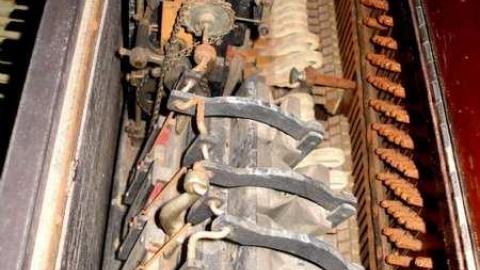 Hall House - PA253536.jpg