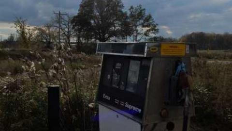 Oct2013 - Oshweken-Gas-Station60.jpg