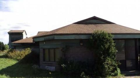 Old Fish Hatchery at the Locks photo 4