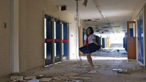 Late Oct 2013 [NSFW] - Alderwood-Collegiate-Institute207.jpg