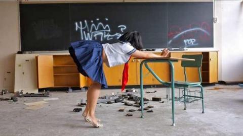 Late Oct 2013 [NSFW] - Alderwood-Collegiate-Institute162.jpg