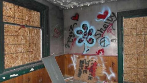 Boarded Up - Rockwood-Farm-House93.jpg