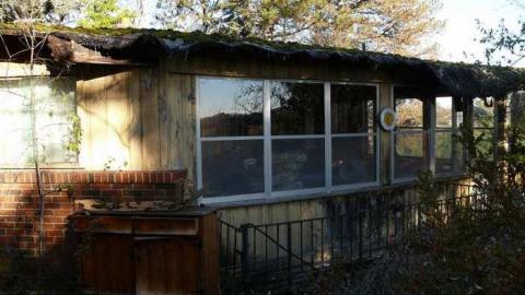 Mildewey - Pleasantville-Country-Cottage44.jpg