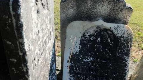 Nov2013 - Ross-Cemetery37.jpg