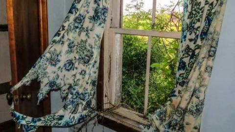 Just Before The End - Death-in-the-Mirror44.jpg