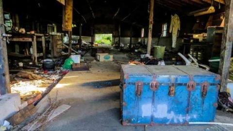 Just Before The End - Death-in-the-Mirror32.jpg