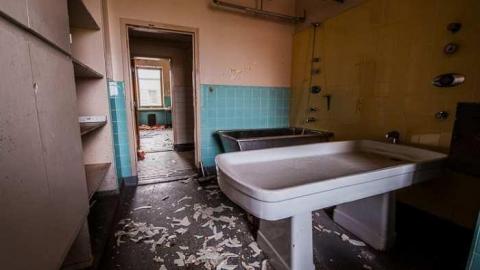 House of Tubs - Southwest-Regional-Centre227.jpg