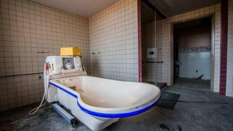 House of Tubs - Southwest-Regional-Centre231.jpg