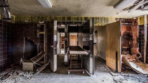 House of Tubs - Southwest-Regional-Centre25.jpg