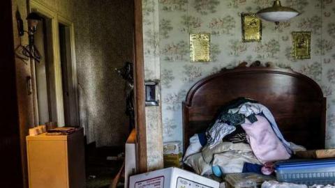 Mother In The Eyes Of Time photo 3