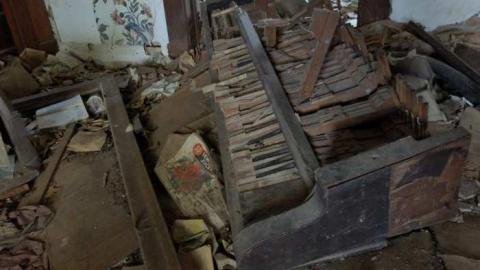 Nov2013 - Big-Green41.jpg