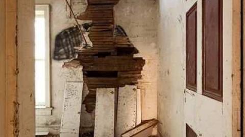 May '13 - Sketchy House (4).jpg