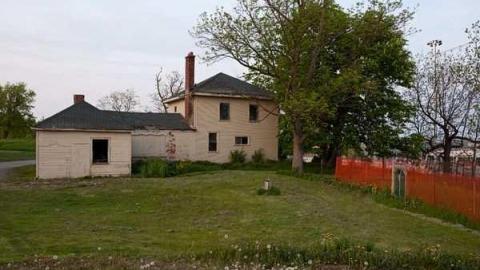 May '13 - Sketchy House (6).jpg