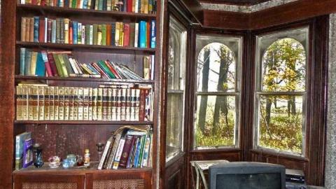 Untouched Memories - yq29.jpg