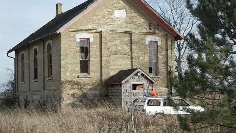 School Section [ S. S.] No.16 photo 5