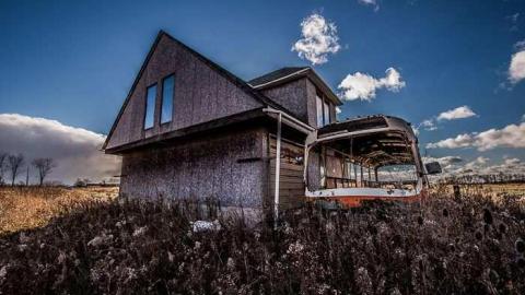 The Holey Bus - Abandoned-Church16.jpg