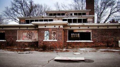 Snowing at Camp 30 - Camp-30-Bowmanville376.jpg