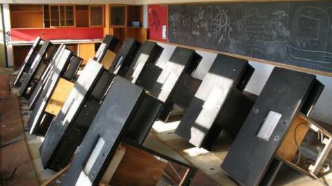 Education Out, Security In - Alderwood-Collegiate-Institute383.jpg