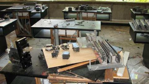 Education Out, Security In - Alderwood-Collegiate-Institute384.jpg