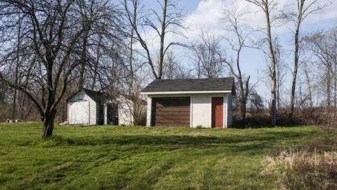 Buildings in the Bush - br_05.jpg