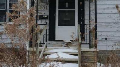 Jan 2012 - White-on-White4.jpg