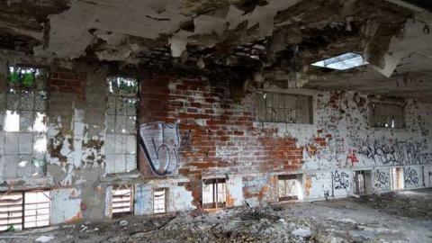 Dry Cleaning 11-17-13 - Cadet-Cleaners63.jpg