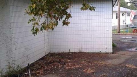 August 2013 - Abandoned-Gas-Station1.jpg