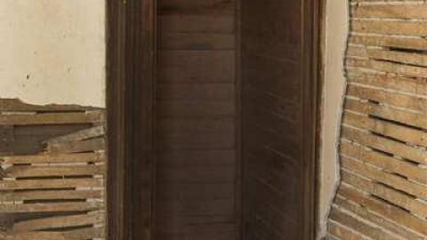 Beautiful Decay - guyitt_06.jpg