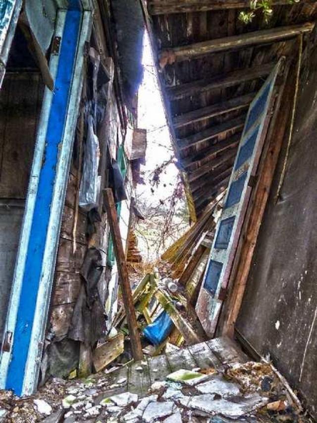 It still stands - 4.jpg