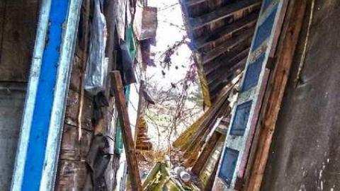 It still stands - 4.jpg