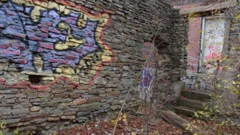 2013 visit - Hyde-Mill-Ruins-(Streetsville)26.jpg