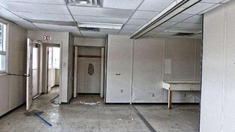 Guard dogs - Nothing-Too-Special7.jpg