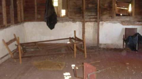 old house 2 - 024.jpg