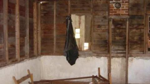 old house 2 - 027.jpg