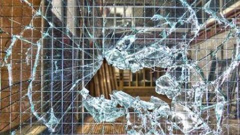 Photo from Canadian Tire Asbestos