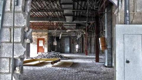 Photo from Canadian Tire Asbestos