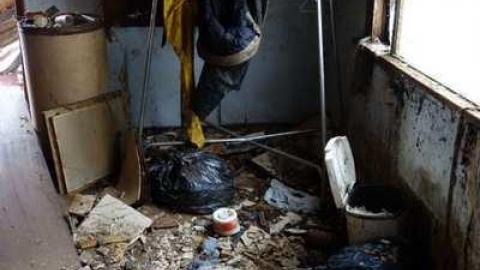 Dec 8/13 - Farm-on-GR-1372.jpg